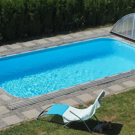 Desmo Hébergement de vacances *